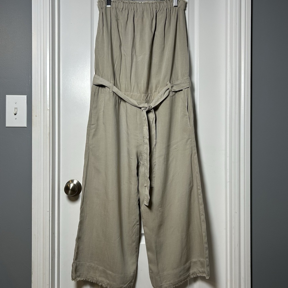 Cloth & Stone Anthropologie Stone Strapless Belted Raw Hem Wide Leg Jumpsuit